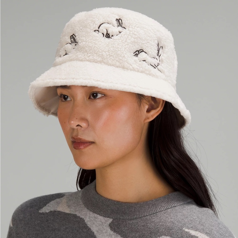 ⭐️BUNDLE⭐️Lululemon New Year (Red belt bag, Rabbit belt bag, Bucket bag & hat) - Picture 13 of 13